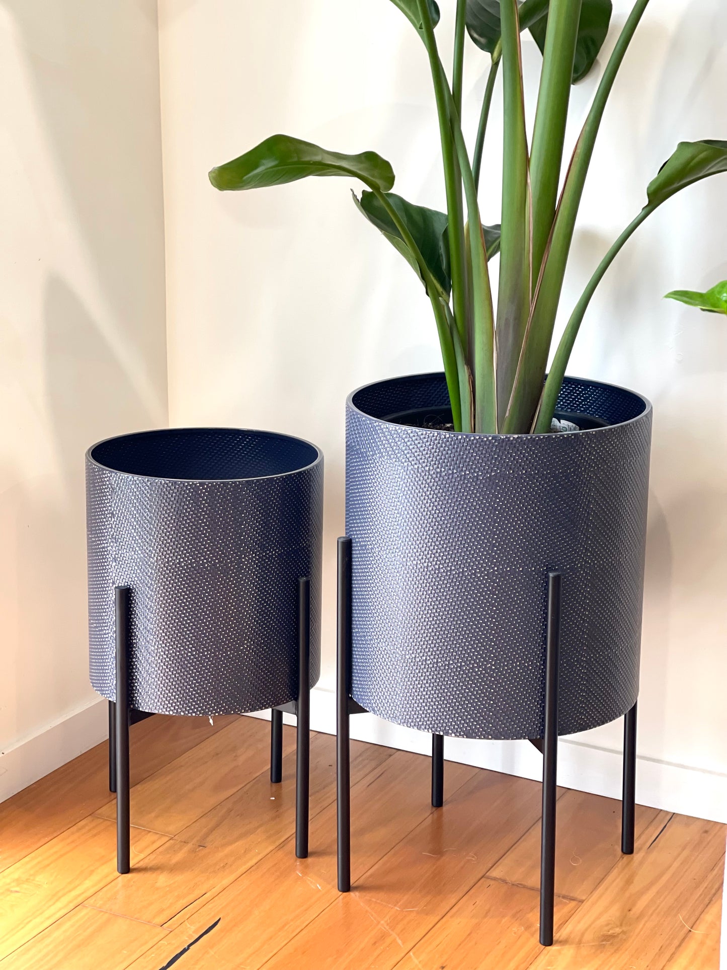 Nisha Planter (Pick up/Delivery)