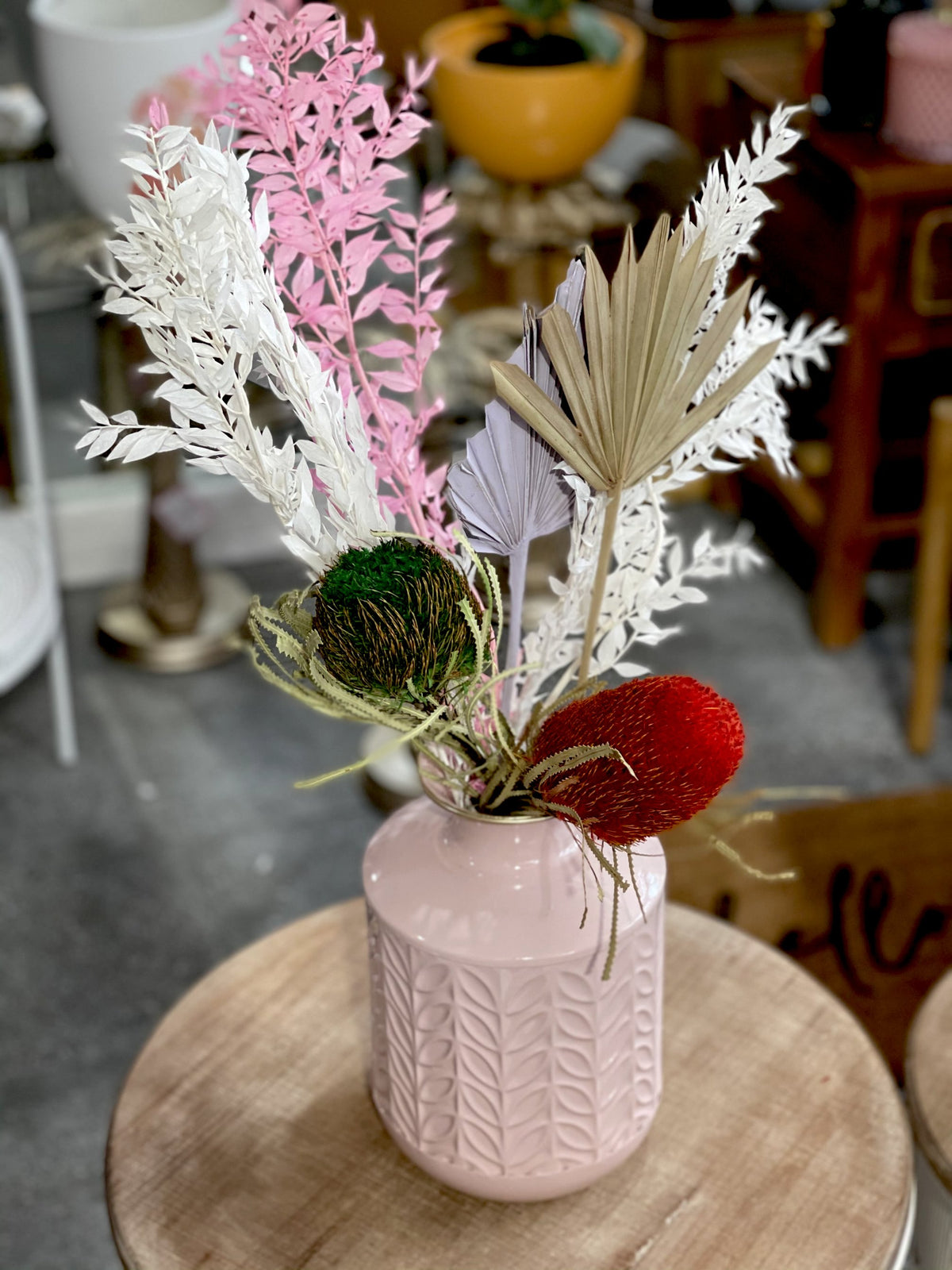 Ploy Pink Vase (Pick up/Delivery)
